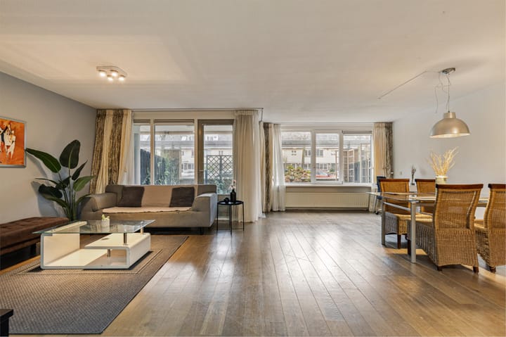 Foto 4 van Dignahoeve 12