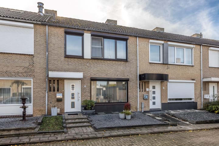 Foto 1 van Curiastraat 8