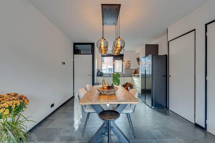 Foto 12 van De Gasperistraat 38