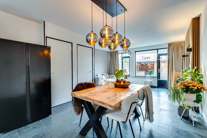 Foto 16 van De Gasperistraat 38