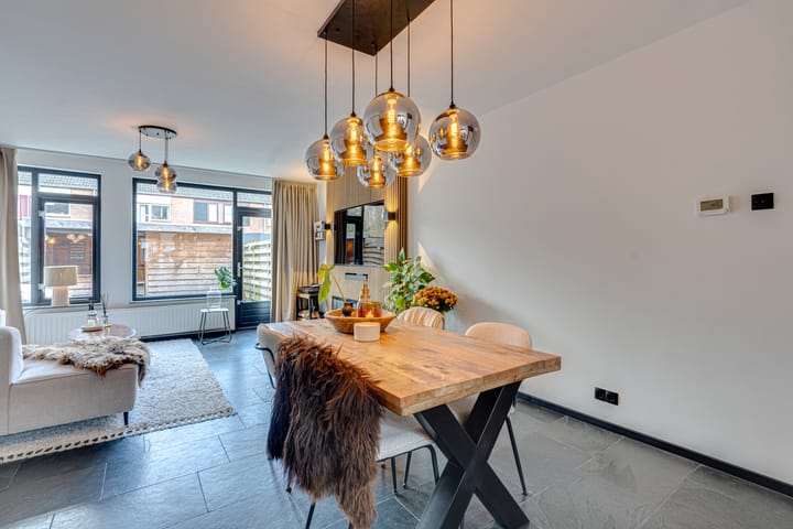 Foto 17 van De Gasperistraat 38