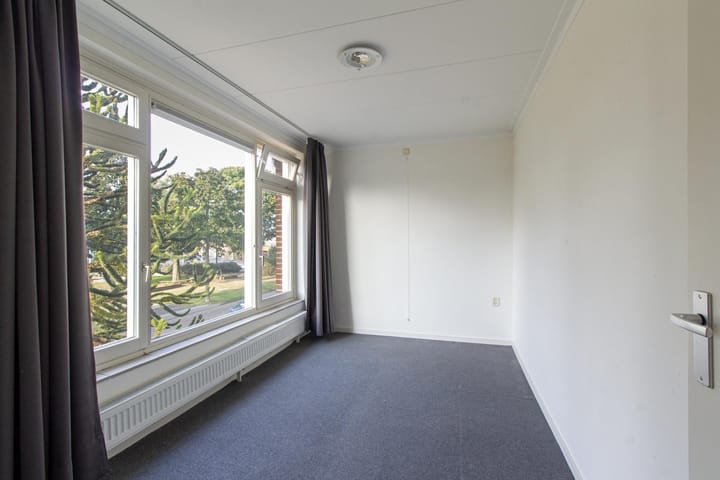 Foto 11 van Bloemenplein 5