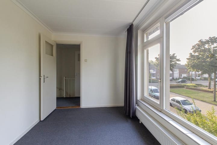 Foto 12 van Bloemenplein 5