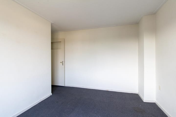 Foto 14 van Bloemenplein 5