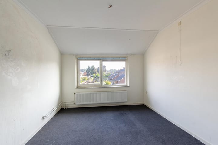 Foto 15 van Bloemenplein 5