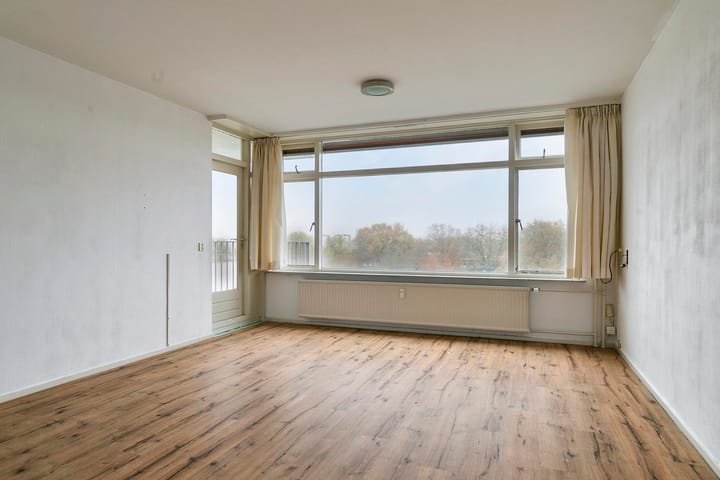 Photo 5 of Roelof Kranenburgplein 44