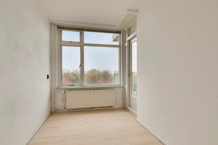 Photo 15 of Roelof Kranenburgplein 44