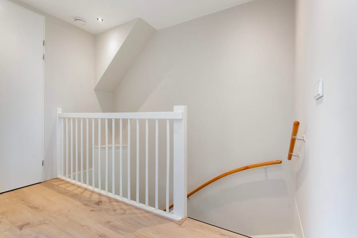 Foto 34 van Schout Van der Lelylaan 11