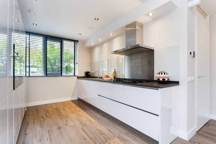 Foto 12 van Schout Van der Lelylaan 11