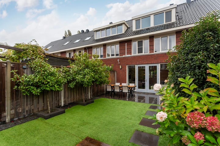 Foto 18 van Schout Van der Lelylaan 11