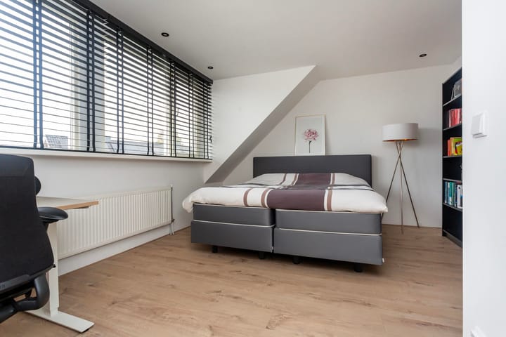 Foto 37 van Schout Van der Lelylaan 11