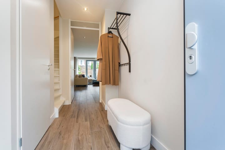 Foto 4 van Schout Van der Lelylaan 11