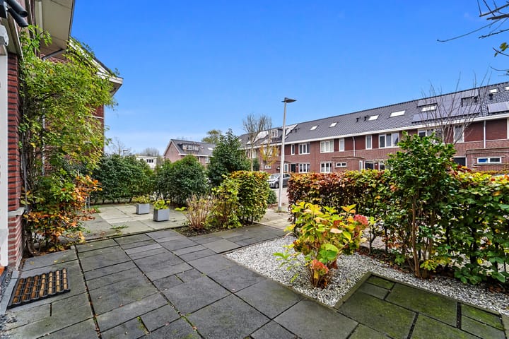 Photo 9 of Narcisstraat 39