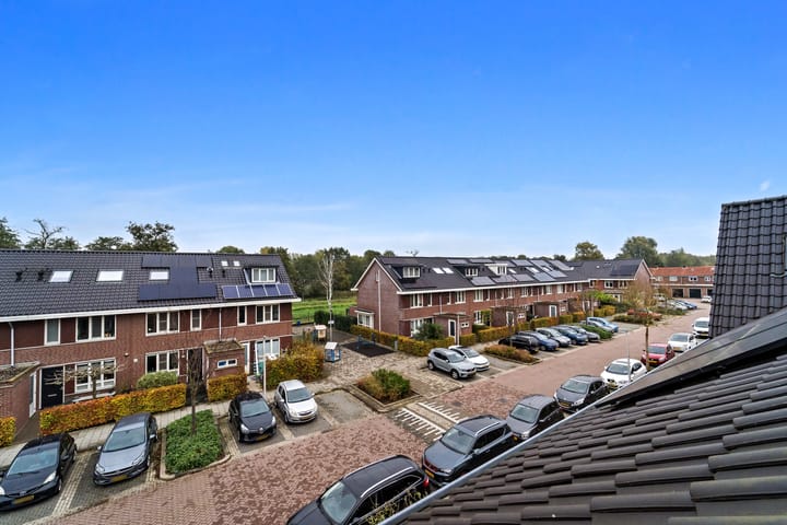 Photo 40 of Narcisstraat 39