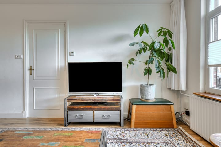 Foto 8 van Oosterstraat 1