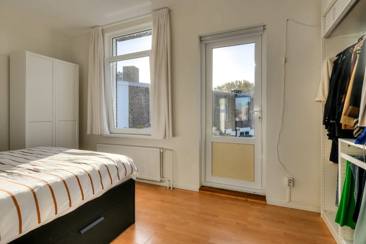 Foto 24 van Oosterstraat 1