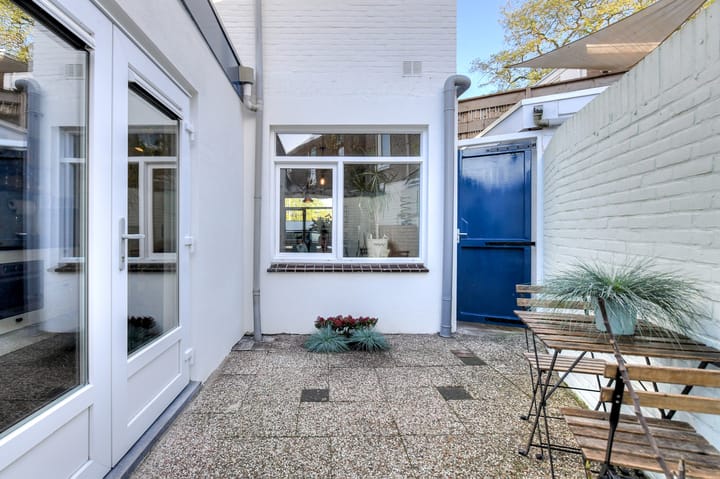 Foto 38 van Oosterstraat 1