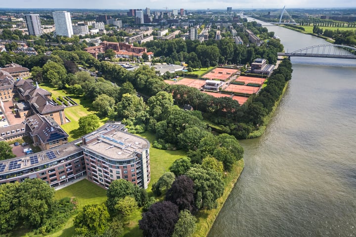 Bekijk foto 30 van Hendrika van Tussenbroeklaan 120