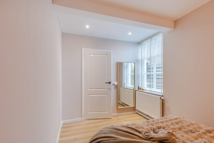 Foto 43 van Overtoom 76