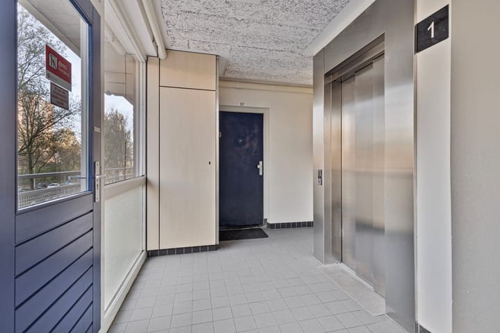 Foto 8 van Valeriusrondeel 127