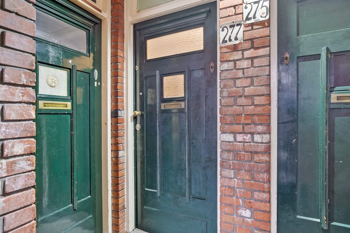 Photo 7 of Harderwijkstraat 277