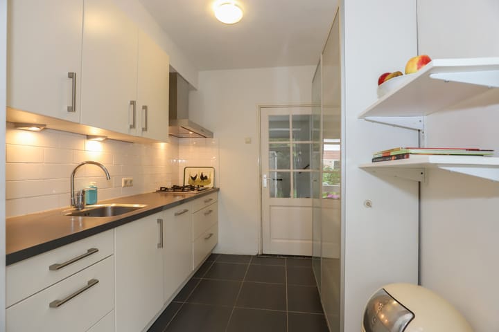 Foto 12 van Willem Degenstraat 8