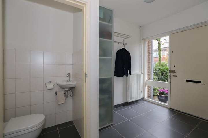 Foto 17 van Willem Degenstraat 8