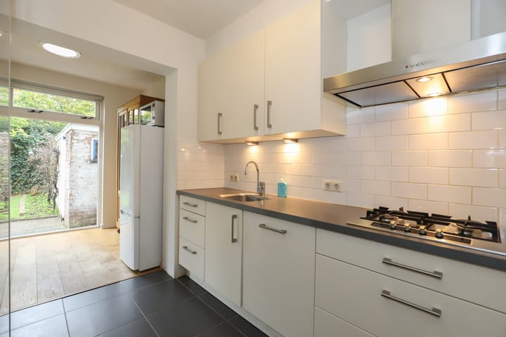 Foto 14 van Willem Degenstraat 8