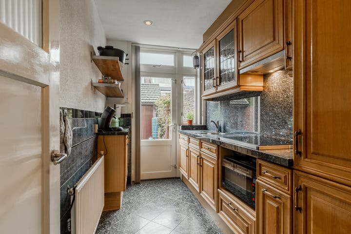 Foto 11 van Rijksstraatweg 384