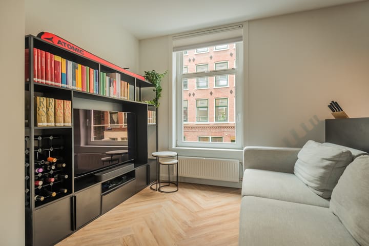 Foto 5 van Czaar Peterstraat 174-1B