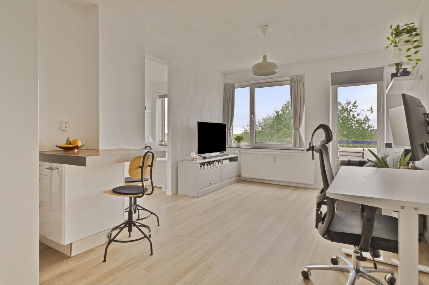 Foto 1 van Van Nijenrodeweg 33