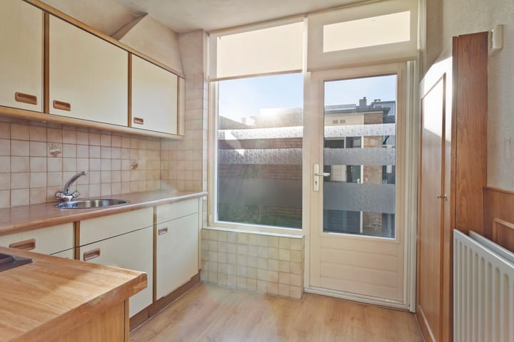 Foto 8 van Anna Bijnsstraat 23