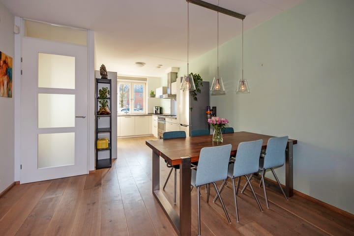 Foto 7 van Speenkruid 60