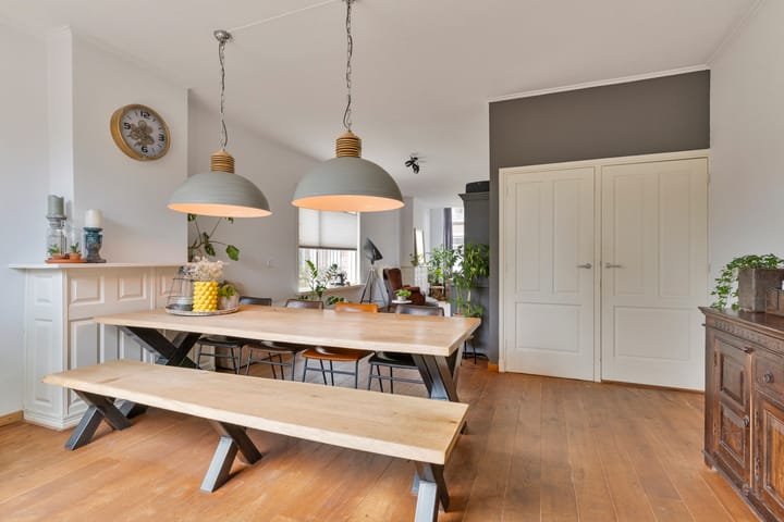 Photo 9 of Emmastraat 80