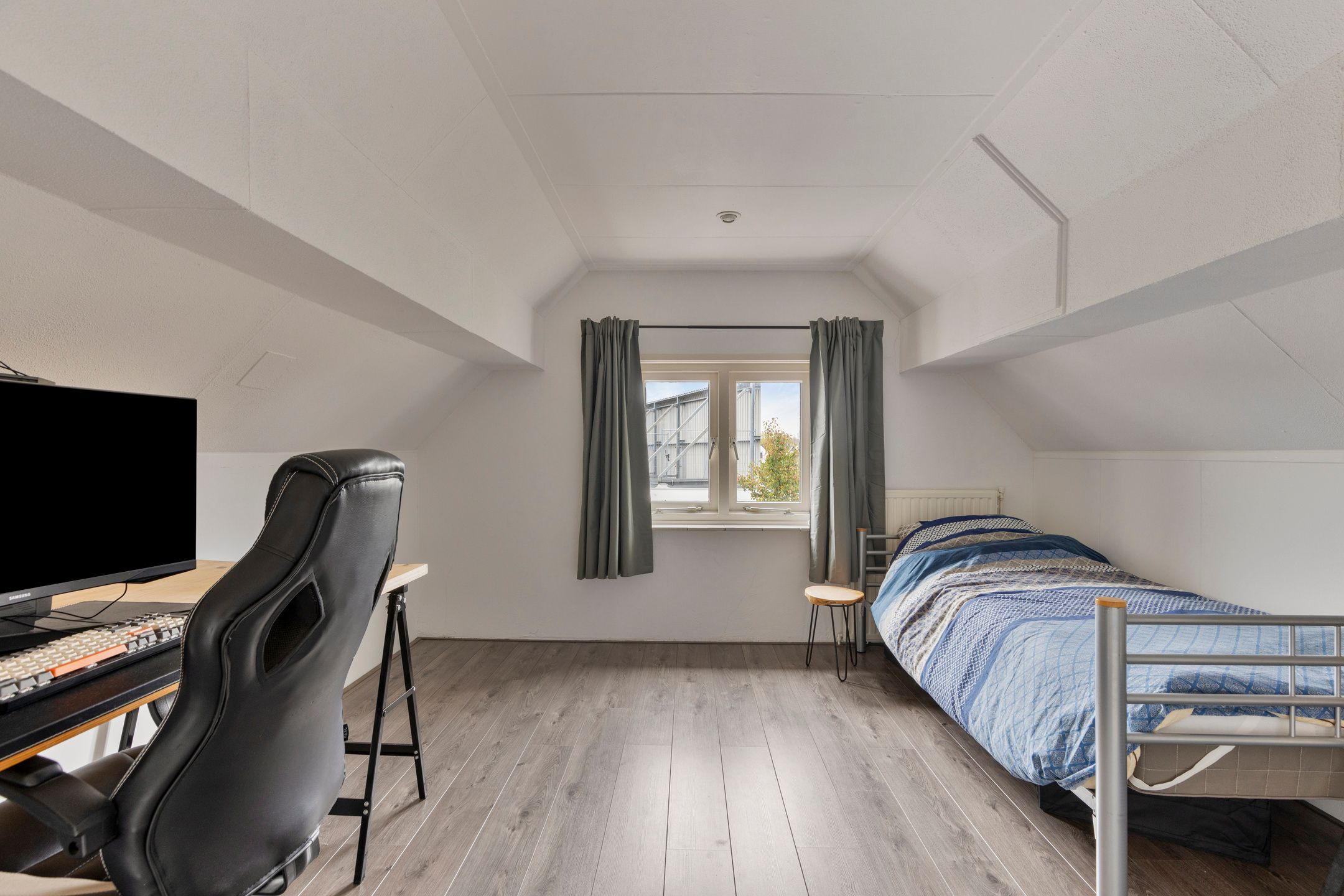 Foto 18 van Emmastraat 80