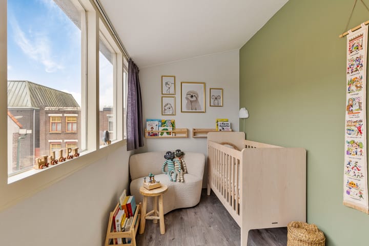 Photo 20 of Emmastraat 80