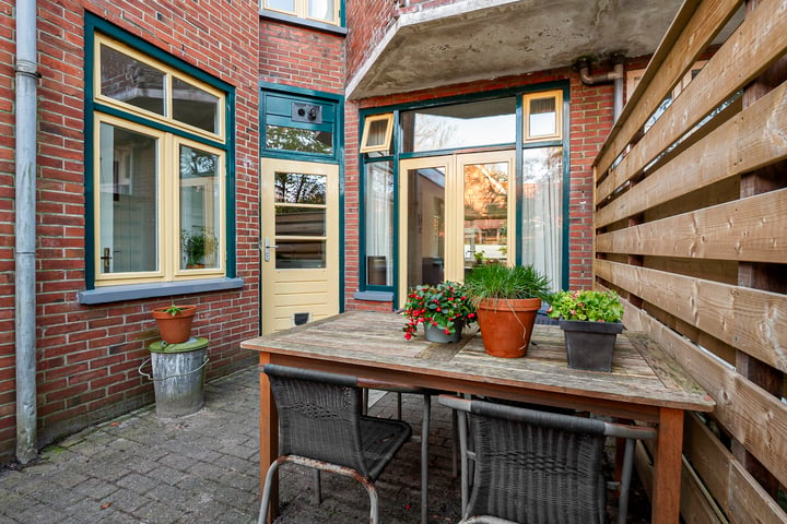 Bekijk foto 39 van Ceramstraat 7