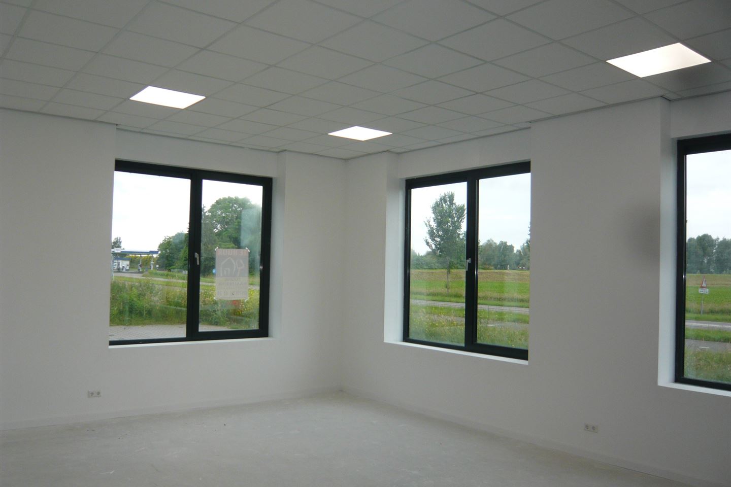 View photo 2 of Zonnehorst 13-q