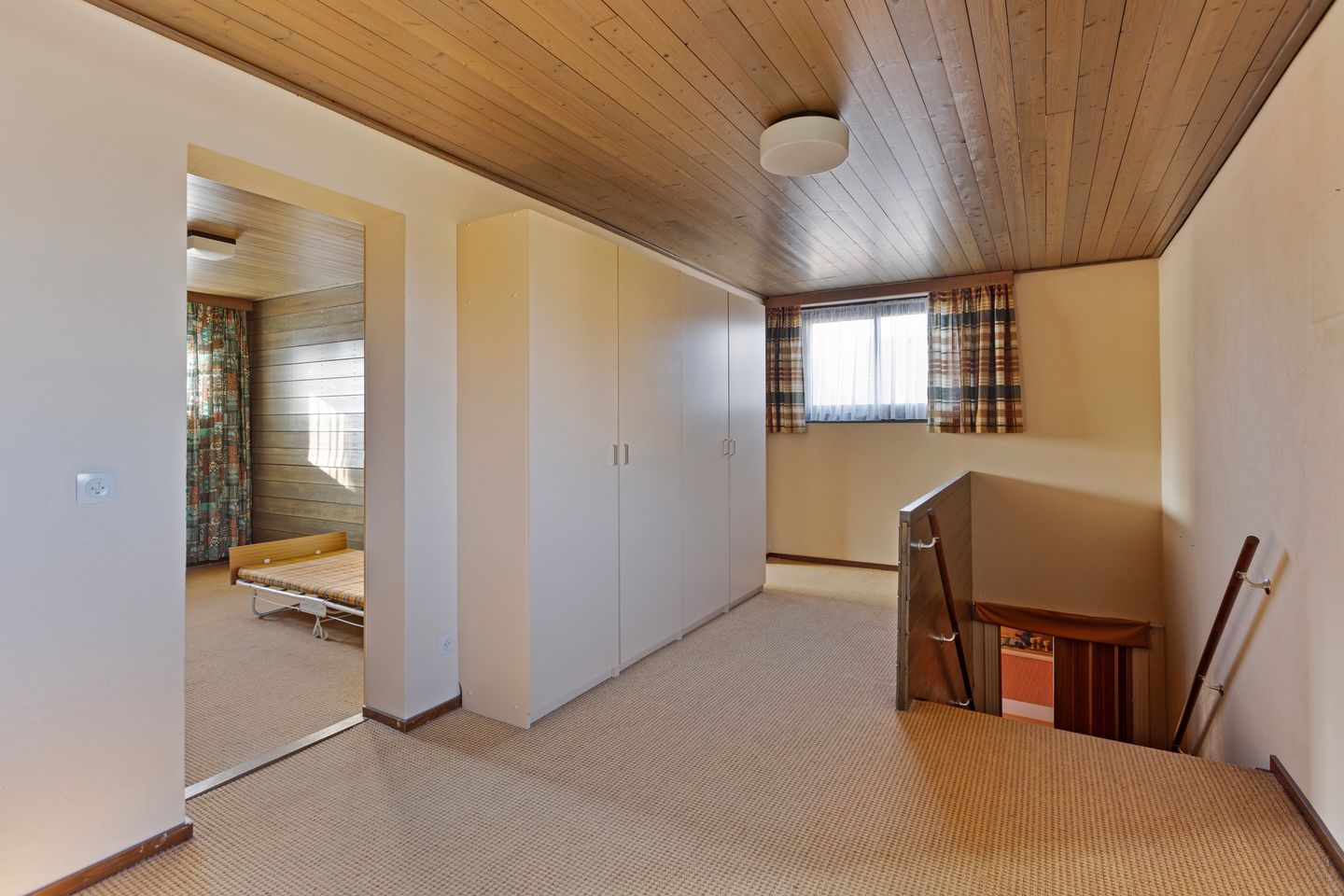 Foto 19 van Van Hogendorpstraat 3