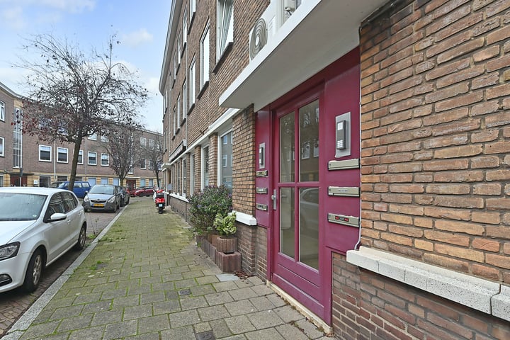 View photo 5 of Wognumstraat 19