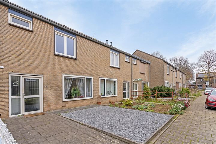 Bekijk foto 3 van Eggelstraat 13