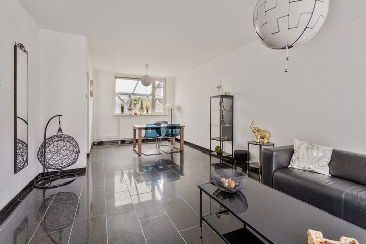 Photo 8 of Eggelstraat 13