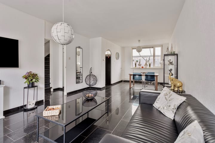 Photo 9 of Eggelstraat 13