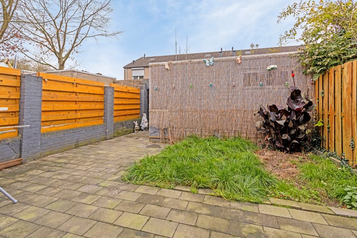 Photo 21 of Eggelstraat 13