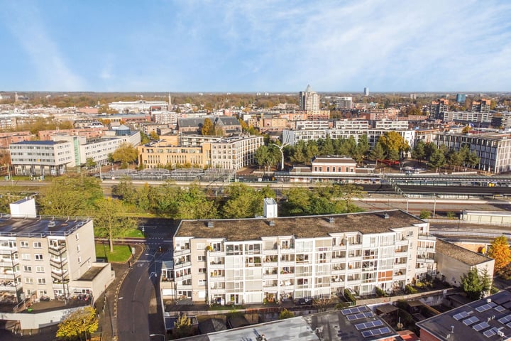 Bekijk foto 44 van Laan van de Mensenrechten 308