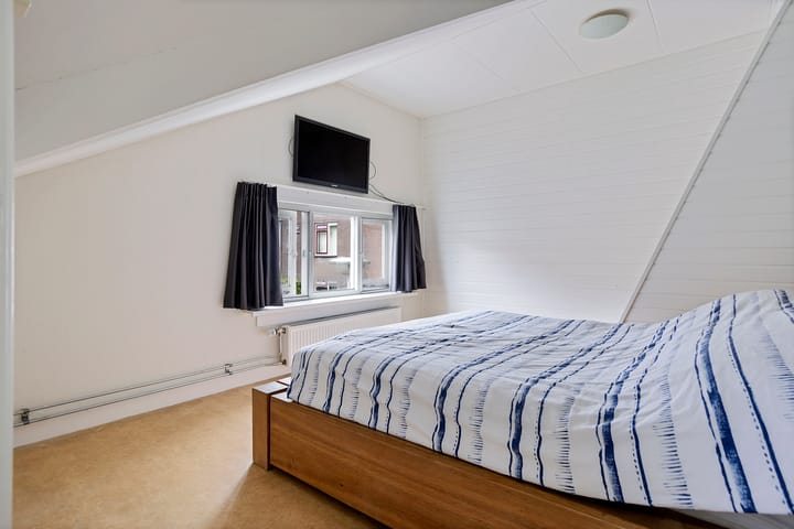 Photo 24 of Albertine Agnesstraat 5