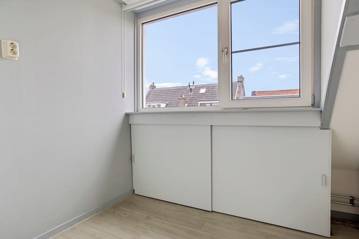 Photo 28 of Albertine Agnesstraat 5