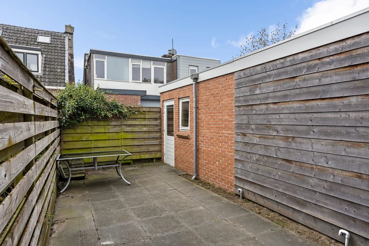 Photo 31 of Albertine Agnesstraat 5