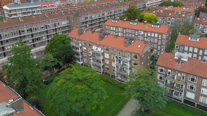 Photo 28 of Bernardus Gewinstraat 36-D