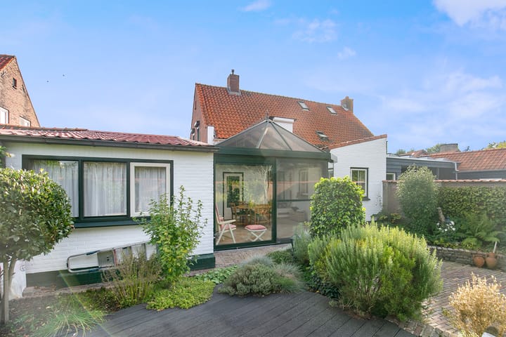 Foto 23 van Calandstraat 3